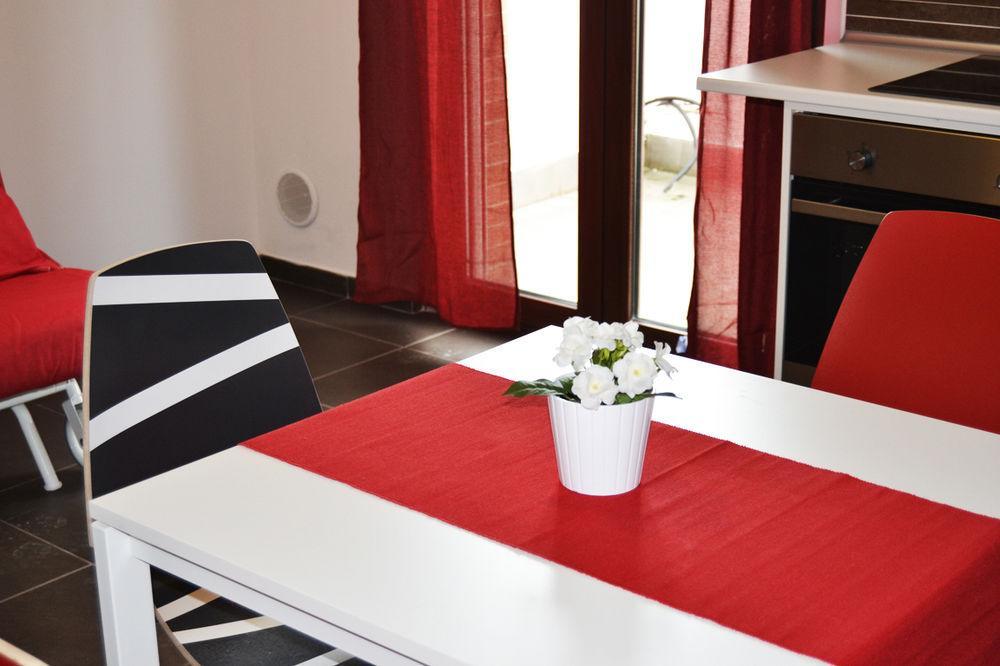 Residence Casabella Roma Esterno foto